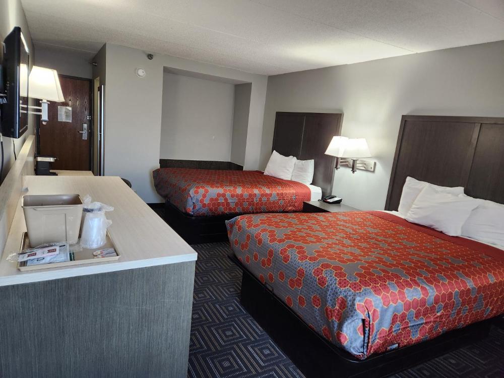 Queen Room with Two Queen Beds - Disability Access/Non-Smoking interior